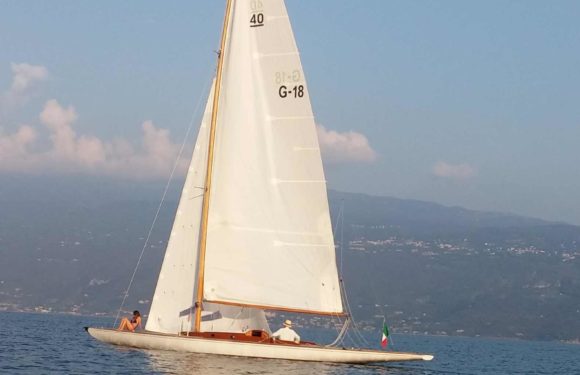 VELA CATAMARANI FOILING  SUL GARDA