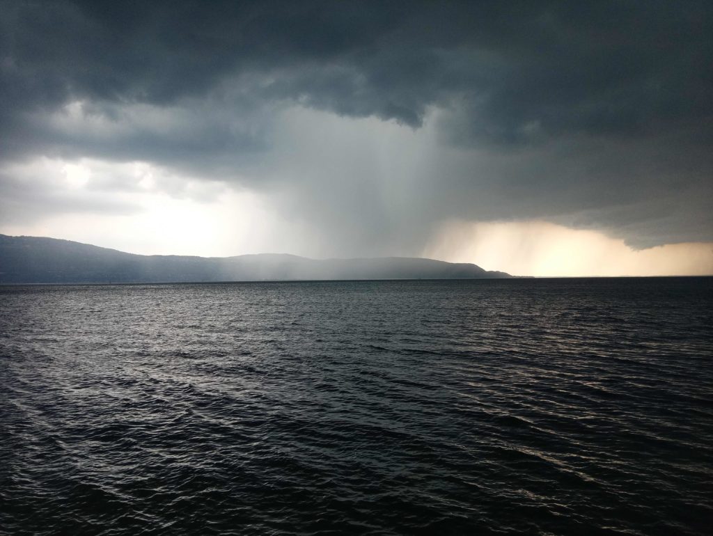 temporale sul lago di Garda