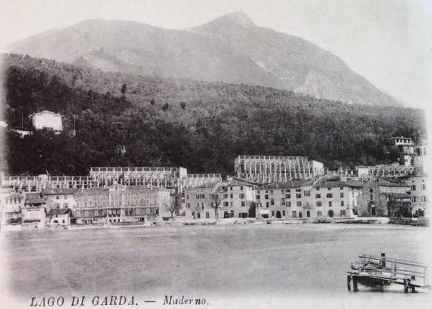 TOSCOLANO MADERNO IN UNA VECCHIA CARTOLINA