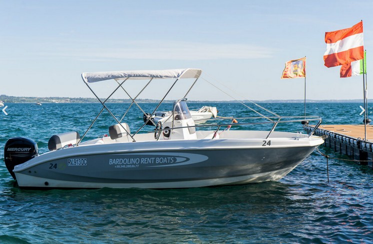 BARDOLINO RENT BOATS